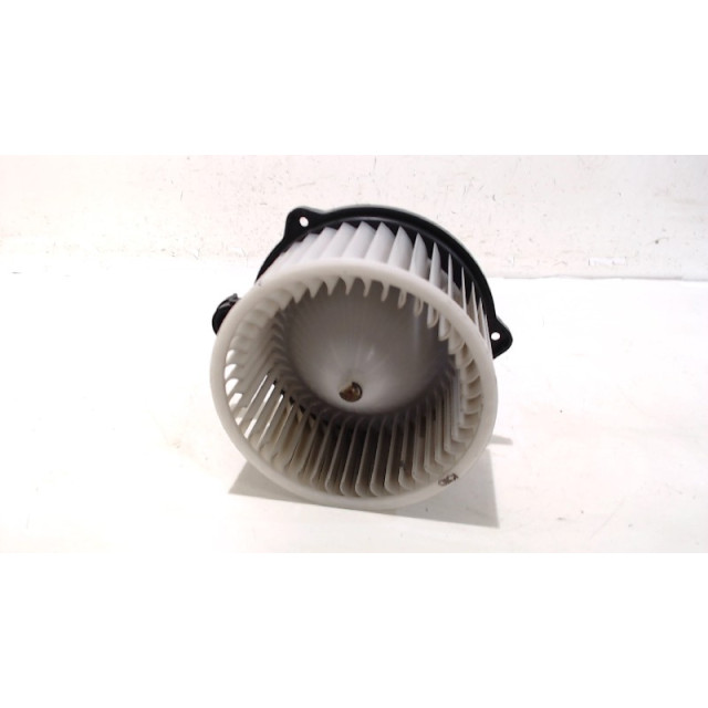 Moteur de ventilateur de chauffage Kia Carens IV (RP) (2015 - présent) MPV 1.7 CRDi 16V (D4FD)