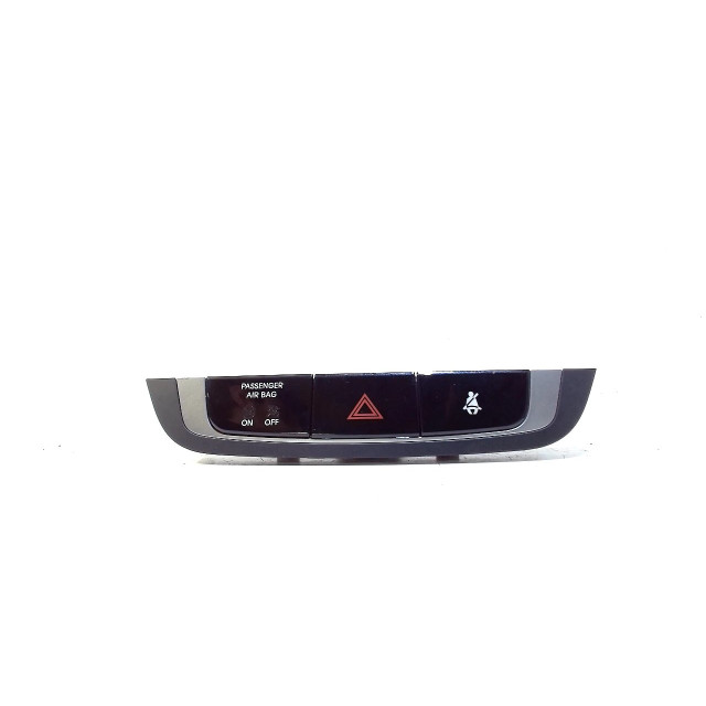 Interrupteur de feux de détresse Hyundai iX35 (LM) (2012 - 2015) SUV 2.0 CRDi 16V (D4HA)