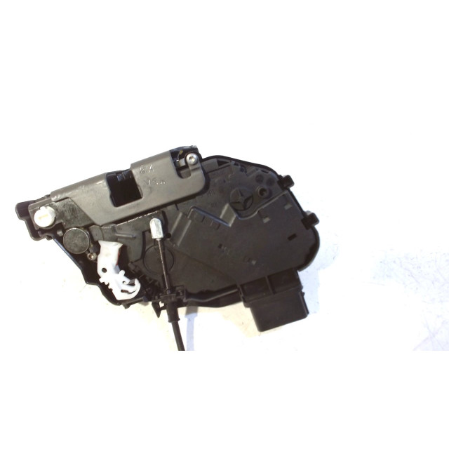 Mécanismes de verrouillage de porte centralisé à dépression arrière droit Volvo S80 (AR/AS) (2012 - 2014) 2.0 D3 20V (D5204T7)