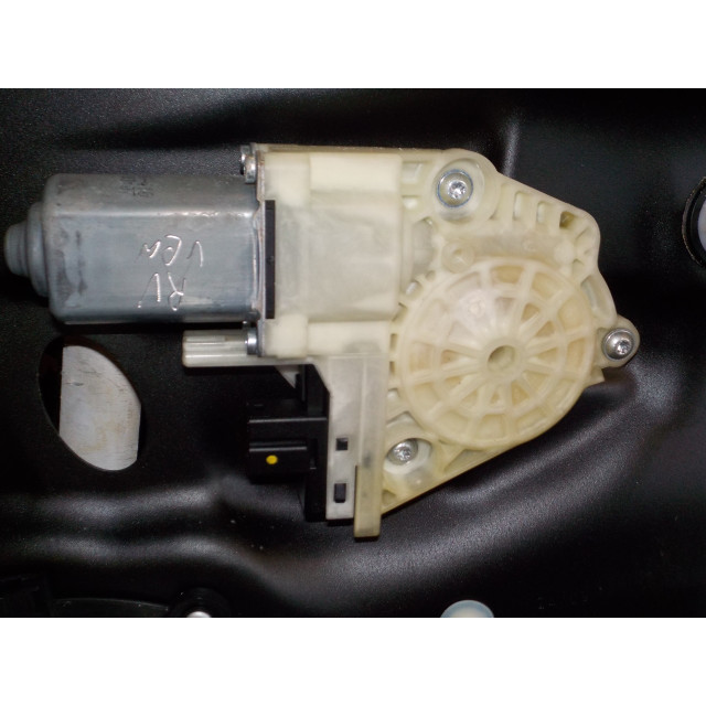 Mécanisme de vitre avant droit Porsche Panamera (970) (2009 - 2013) Hatchback 4.8 V8 32V Turbo (M48.70)