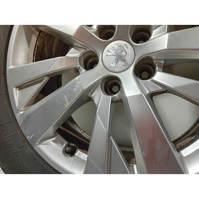 Jeu de roues 4 pcs. Peugeot 3008 II (M4/MC/MJ/MR) (2016 - présent) MPV 1.6 BlueHDi 120 (DV6FC(BHZ))