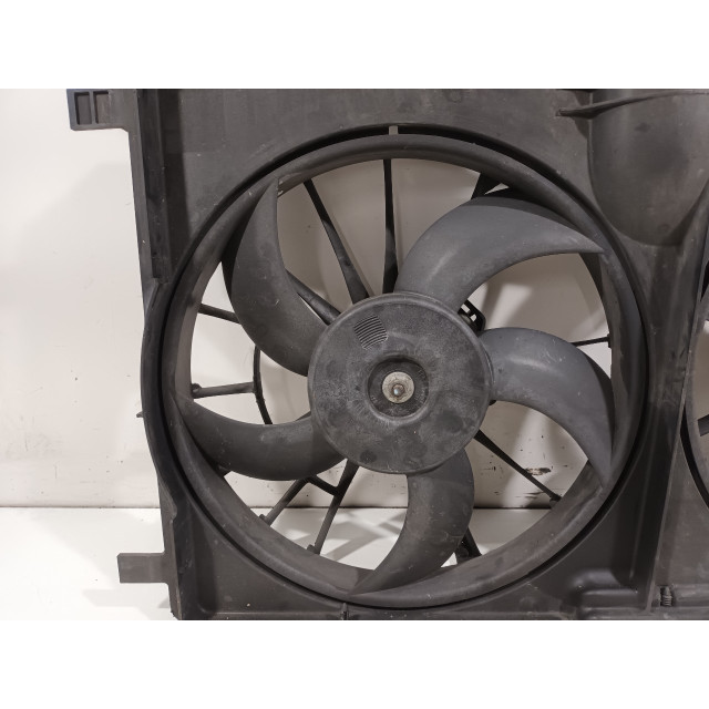 Moteur de ventilateur Jeep Compass (PK) (2011 - 2016) Compass (MK49) SUV 2.2 CRD 16V 4x2 (OM651.925)