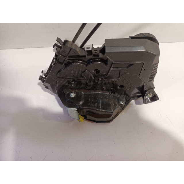 Verrouillage central électrique de porte à mécanisme de verrouillage avant gauche Honda Jazz (GR) (2020 - présent) Hatchback 1.5 e:HEV 16V (LEB8)