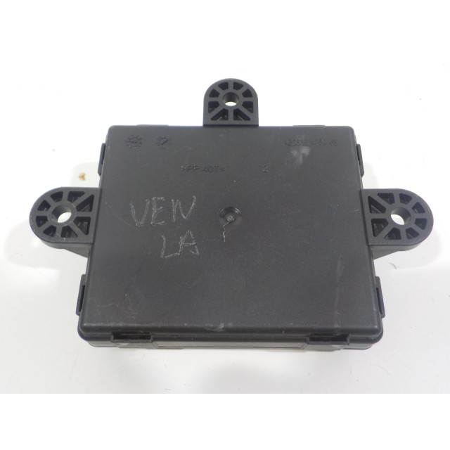 Unité de contrôle verrouillage centralisé Volvo V40 (MV) (2012 - 2014) 2.0 D4 20V (D5204T4)