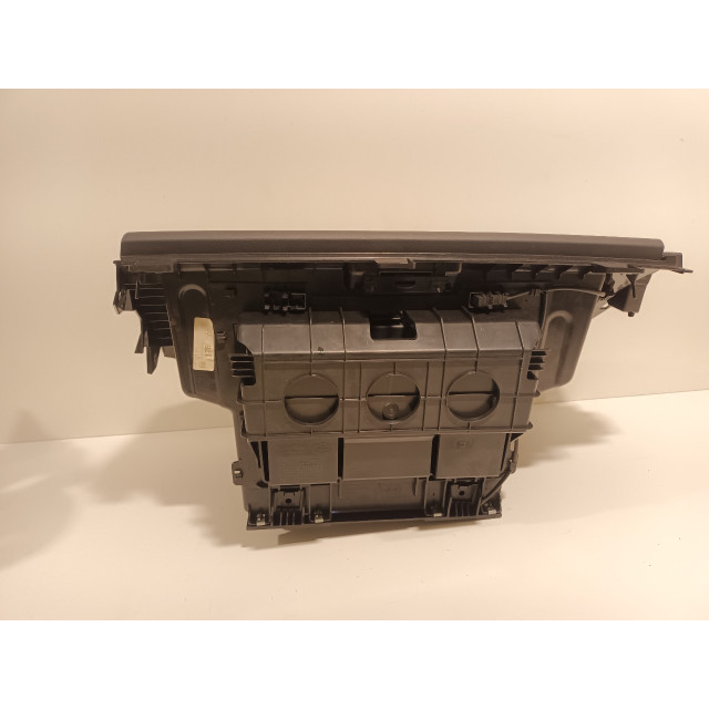 Boîte à gants Land Rover & Range Rover Range Rover Evoque (LVJ/LVS) (2011 - 2019) SUV 2.2 TD4 16V (224DT(DW12BTED4))