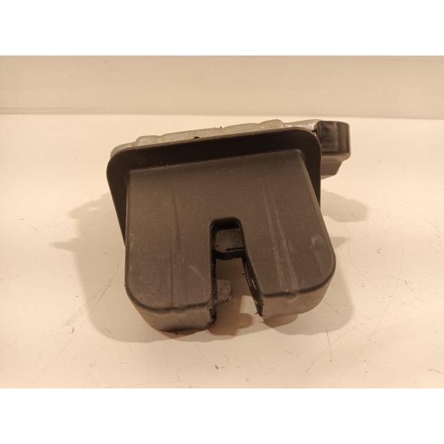 Mécanismes de verrouillage de porte de coffre/hayon électrique Audi A5 Sportback (8TA) (2009 - 2014) Liftback 2.0 TFSI 16V (CDNB(Euro 5))