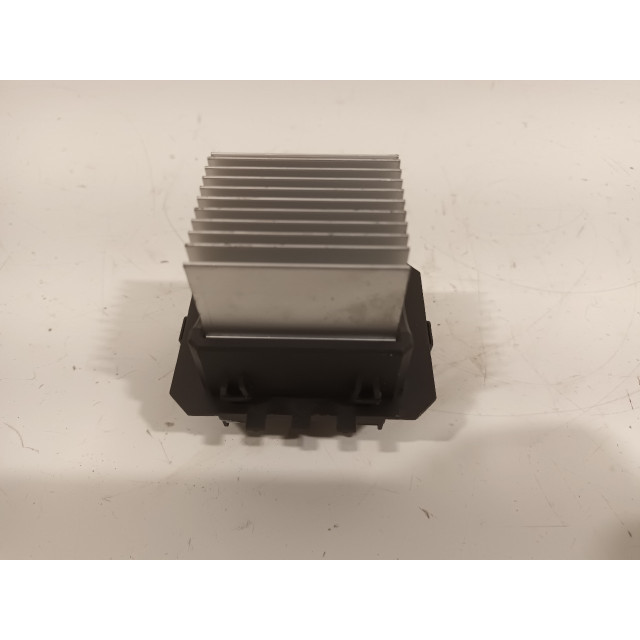 Dispositif de chauffage à résistance Toyota Aygo (B40) (2014 - 2018) Hatchback 1.0 12V VVT-i (1KR-FE)