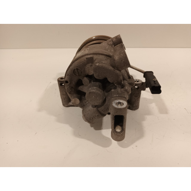 Pompe de climatisation Peugeot 108 (2018 - présent) Hatchback 1.0 12V VVT-i (1KRFE(CFB))