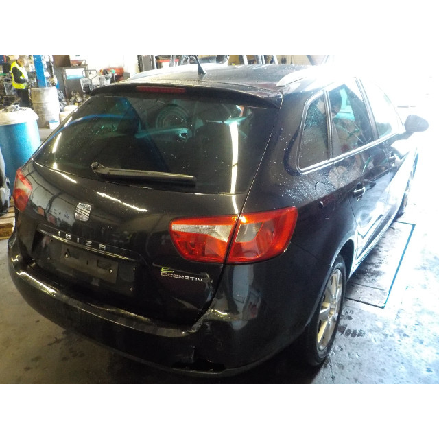 Boîte de vitesses manuel Seat Ibiza ST (6J8) (2010 - 2015) Combi 1.2 TDI Ecomotive (CFWA)