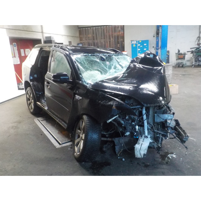 Ceinture de sécurité centrale arrière Mitsubishi Outlander (GF/GG) (2014 - présent) SUV 2.0 16V PHEV 4x4 (4B11)