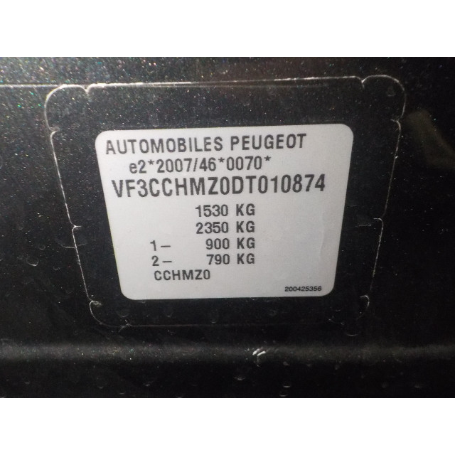 Bras de suspension avant droit Peugeot 208 I (CA/CC/CK/CL) (2012 - présent) 208 (CA/CC/CK/CL) Hatchback 1.2 Vti 12V (HMZ)