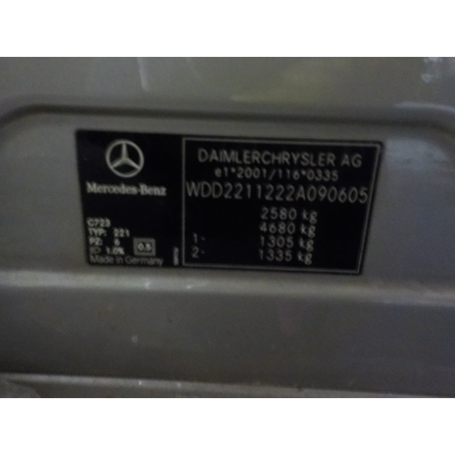 Moyeu arrière gauche Mercedes-Benz S (W221) (2005 - 2009) Sedan 3.0 S-320 CDI 24V (OM642.930)