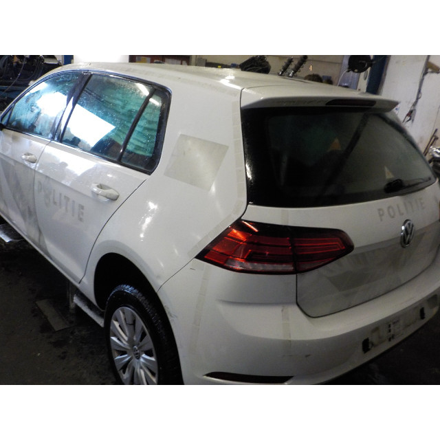Mécanisme d'essuie-glaces avant Volkswagen Golf VII (AUA) (2016 - 2020) Hatchback 1.6 TDI BMT 16V (DGTE)