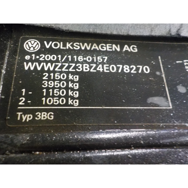 Radiateur d'échangeur thermique Volkswagen Passat Variant (3B6) (2003 - 2005) Combi 2.5 TDI V6 24V (BDG)