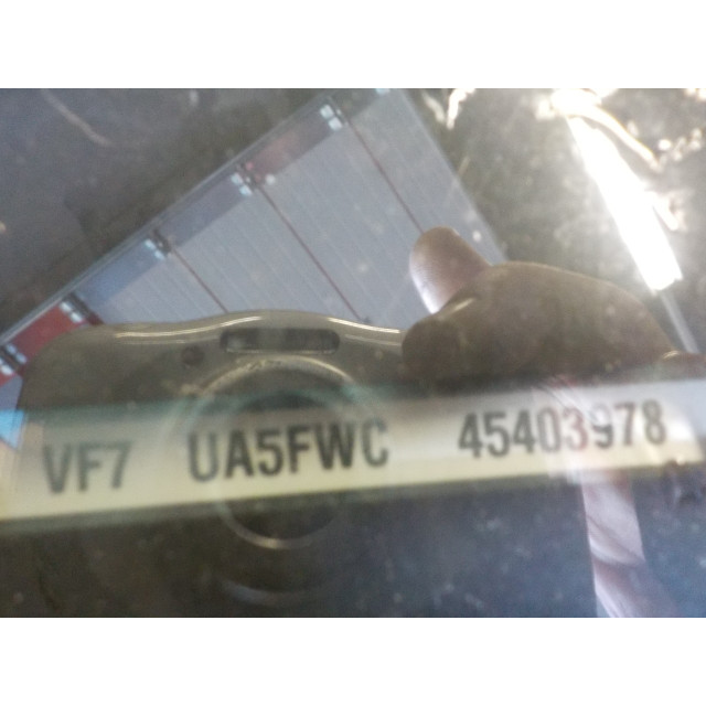 Verrouillage central électrique de porte à mécanisme de verrouillage avant droit Citroën C4 Grand Picasso (UA) (2008 - 2013) MPV 1.6 16V VTi (EP6(5FW))
