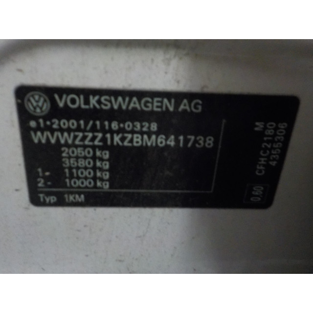 Verrouillage central électrique de porte à mécanisme de verrouillage avant droit Volkswagen Golf VI Variant (AJ5/1KA) (2009 - 2013) Combi 2.0 GTD 16V (CFHC(Euro 5))