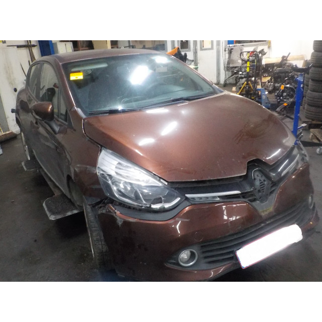Plage arrière Renault Clio IV (5R) (2015 - présent) Hatchback 1.5 dCi 75 FAP (K9K-628(K9K-E6))