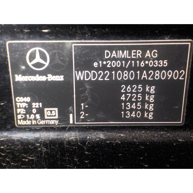 Mécanisme de vitre avant droit Mercedes-Benz S (W221) (2005 - 2013) Sedan 3.0 S-320 CDI 24V 4-Matic (OM642.932)