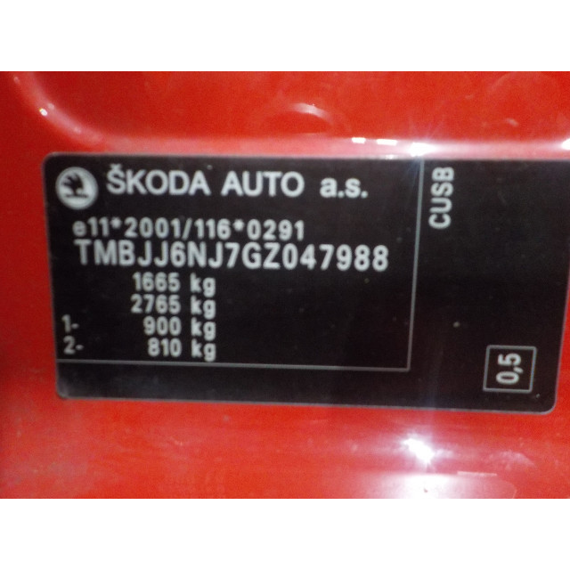 Trappe de réservoir de carburant Skoda Fabia III Combi (NJ5) (2014 - présent) Combi 1.4 TDI 16V 90 Greentech (CUSB)