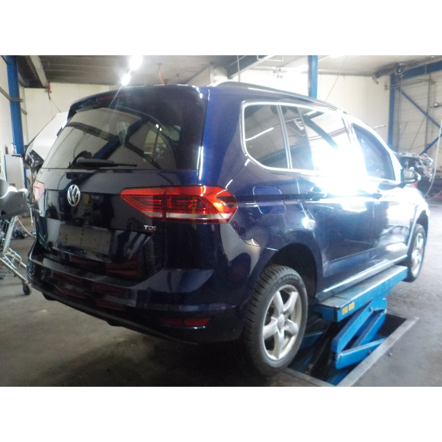Lève-vitres électrique arrière droit Volkswagen Touran (5T1) (2016 - 2021) MPV 1.6 TDI SCR BlueMotion Technology (DGDA)