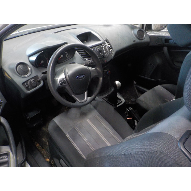 Ceinture de sécurité avant droite Ford Fiesta 6 (JA8) (2010 - 2017) Hatchback 1.4 TDCi (F6JD(Euro 4))