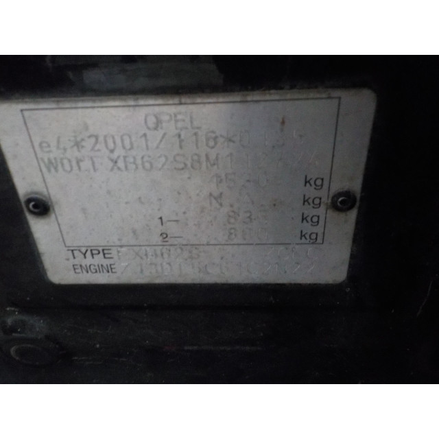 Verrouillage central électrique de porte à mécanisme de verrouillage avant droit Opel Agila (B) (2008 - 2015) MPV 1.3 CDTi 16V Ecotec (D13A)