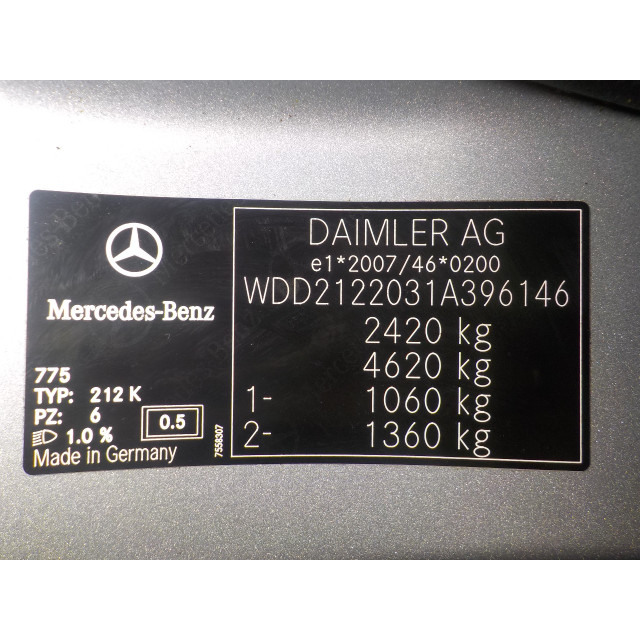 Unité de contrôle verrouillage centralisé Mercedes-Benz E Estate (S212) (2009 - présent) Combi E-250 CDI 16V BlueEfficiency,BlueTEC (OM651.924)