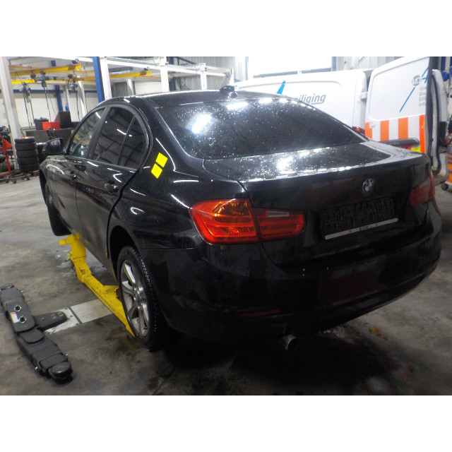 Ceinture de sécurité avant droite BMW 3 serie (F30) (2012 - 2018) Sedan 316d 2.0 16V (N47-D20C)