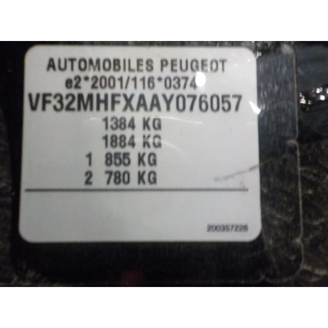 Bras de suspension avant gauche Peugeot 206+ (2L/M) (2009 - 2013) Hatchback 1.1 XR,XS (TU1JP(HFX))