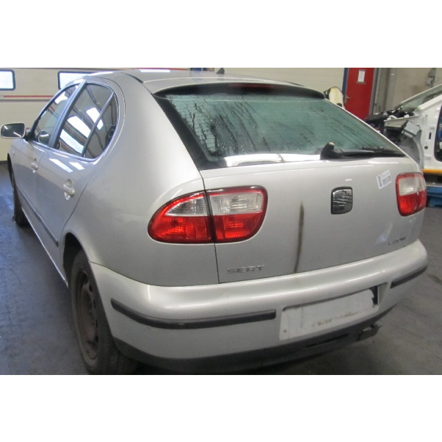 Ceinture de sécurité arrière droite Seat Leon (1M1) (2000 - 2005) Hatchback 5-drs 1.6 16V (AUS)
