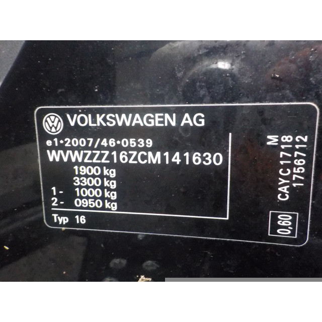 Étrier arrière droit Volkswagen Jetta IV (162/16A) (2010 - 2015) Sedan 1.6 TDI 16V (CAYC(Euro 5))