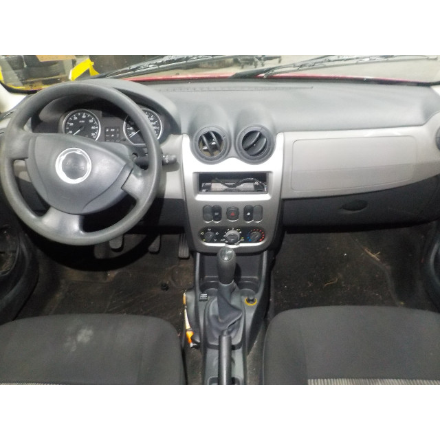 Boîte de vitesses manuel Dacia Sandero I (BS) (2009 - 2012) Hatchback 1.4 LPG (K7J-714)