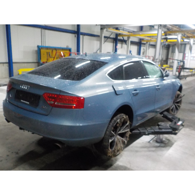 Serrure d'allumage + clé Audi A5 Sportback (8TA) (2009 - 2014) Liftback 2.0 TFSI 16V (CDNB(Euro 5))