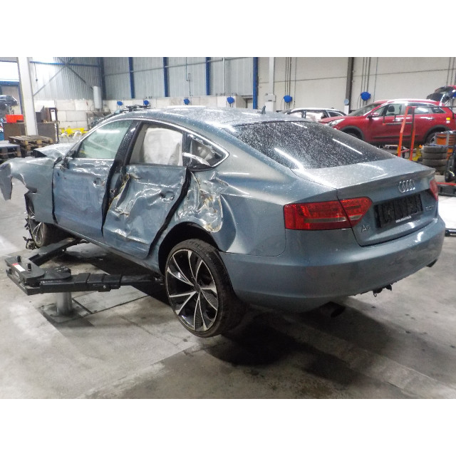 Mécanisme d'essuie-glaces avant Audi A5 Sportback (8TA) (2009 - 2014) Liftback 2.0 TFSI 16V (CDNB(Euro 5))