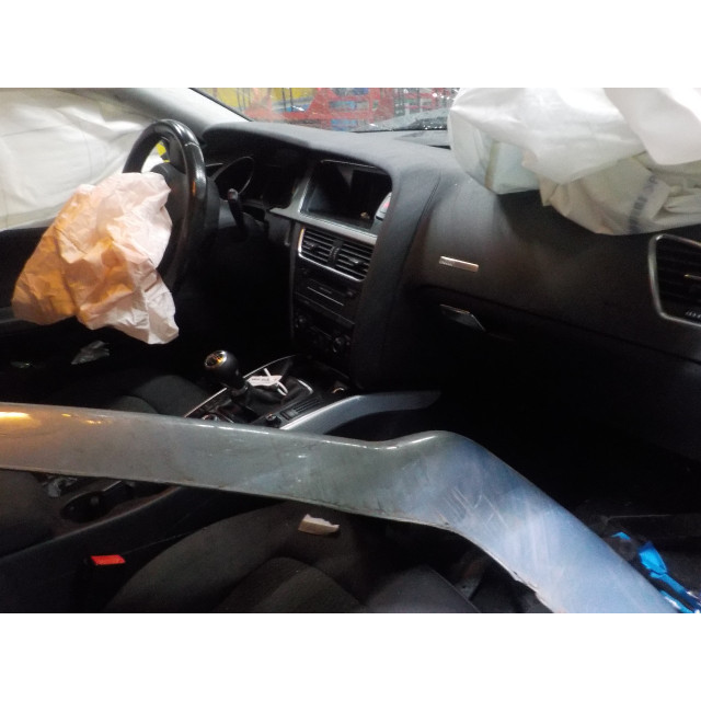 Capteur d'airbag Audi A5 Sportback (8TA) (2009 - 2014) Liftback 2.0 TFSI 16V (CDNB(Euro 5))