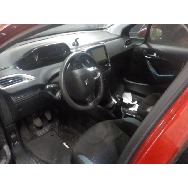 Mécanisme de vitre arrière droit Peugeot 208 I (CA/CC/CK/CL) (2012 - 2019) Hatchback 1.4 16V (EP3C(8FP))