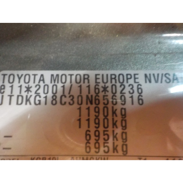 Jambe de force avant gauche Toyota Aygo (B10) (2005 - 2014) Hatchback 1.0 12V VVT-i (1KR-FE)