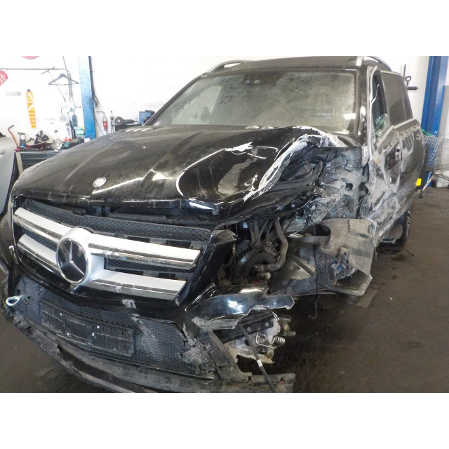 Camera devant Mercedes-Benz GL (X166) (2012 - 2015) SUV 4.7 GL 550 BlueEFFICIENCY V8 32V 4-Matic (M278.928(Euro 5))