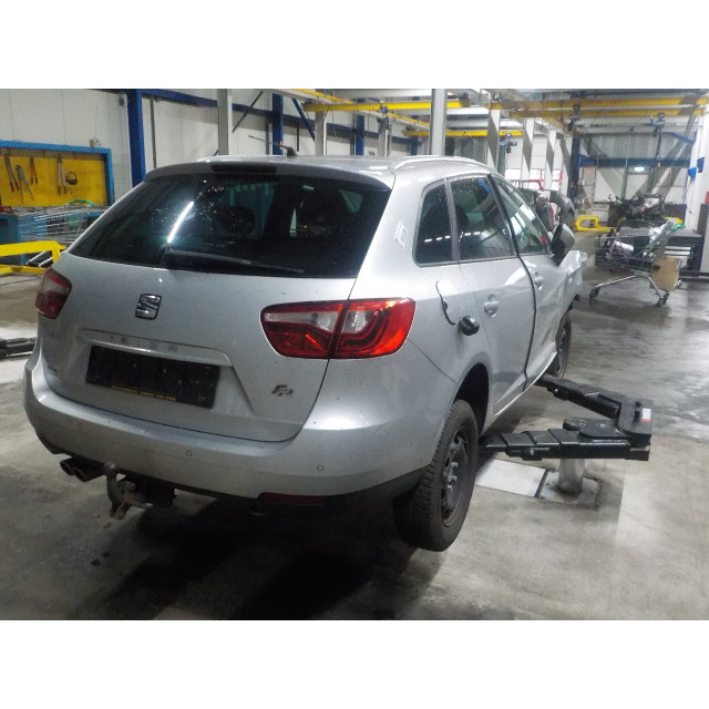 Verrouillage central électrique de porte à mécanisme de verrouillage avant gauche Seat Ibiza ST (6J8) (2012 - 2015) Combi 1.2 TSI (CBZA)