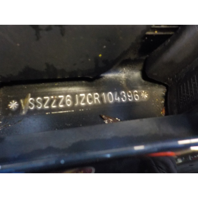Bras de suspension avant gauche Seat Ibiza IV SC (6J1) (2010 - 2015) Hatchback 3-drs 1.2 TSI (CBZB)
