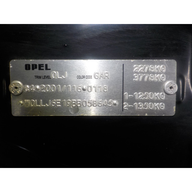 Ordinateur de gestion du moteur Opel Antara (LA6) (2010 - 2015) SUV 2.4 16V 4x2 (A24XE)