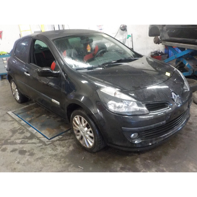 Aile avant gauche Renault Clio III (BR/CR) (2007 - 2014) Hatchback 1.2 16V TCe 100 (D4F-784(D4F-H7))