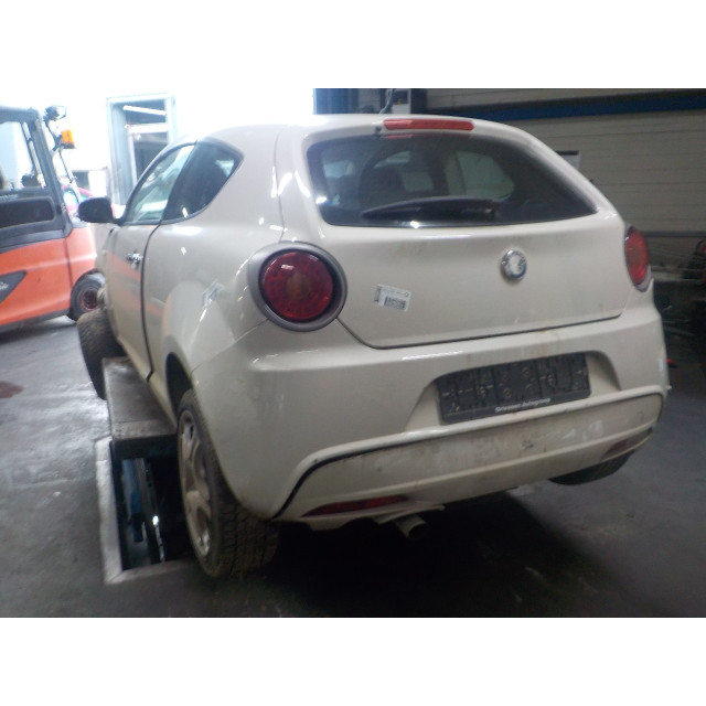 Verrouillage central électrique de porte à mécanisme de verrouillage avant gauche Alfa Romeo MiTo (955) (2008 - 2013) Hatchback 1.4 16V (955.A.1000)