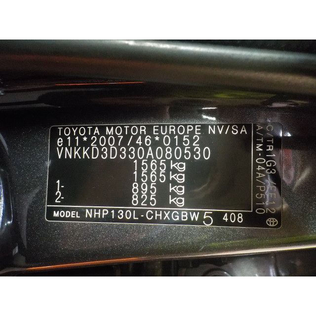 Réservoir de liquide de frein Toyota Yaris III (P13) (2012 - 2020) Hatchback 1.5 16V Hybrid (1NZ-FXE)