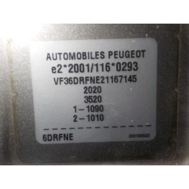 Radiateur de climatisation Peugeot 407 (6D) (2004 - 2005) Sedan 2.0 16V (EW10J4(RFN))