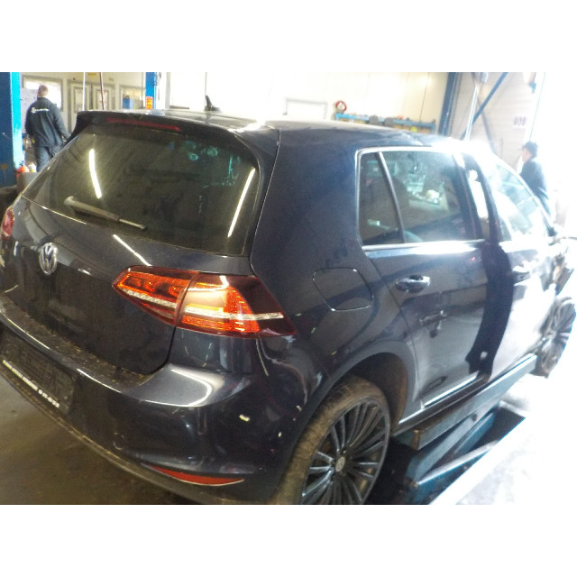 Ressort à gaz droite devant Volkswagen Golf VII (AUA) (2014 - 2020) Hatchback 1.4 GTE 16V (CUKB)
