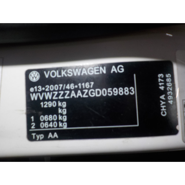 Rembourrage du coffre à bagages Volkswagen Up! (121) (2011 - 2020) Hatchback 1.0 12V 60 (CHYA)