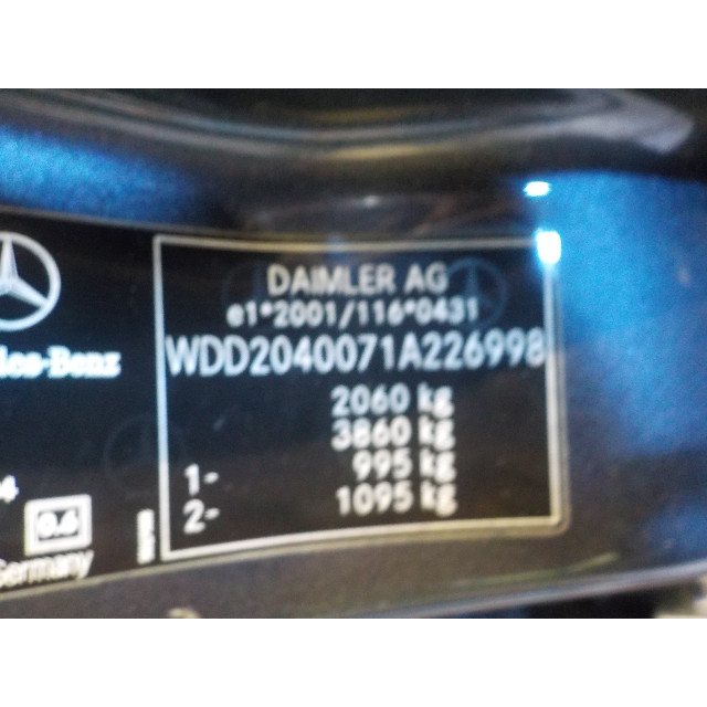 Porte arrière droite Mercedes-Benz C (W204) (2007 - 2009) Sedan 2.2 C-200 CDI 16V (OM646.811)