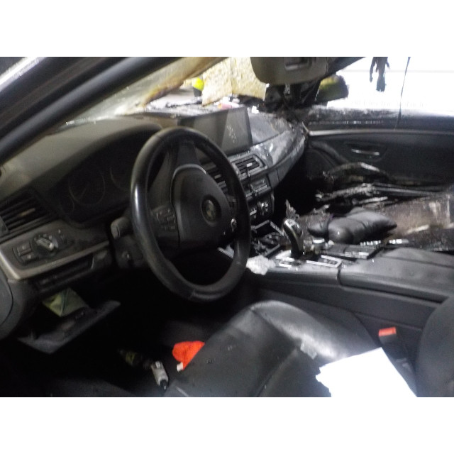 Ordinateur contrôle distance stationnement BMW 5 serie (F10) (2010 - 2011) Sedan 530d 24V (N57-D30A)