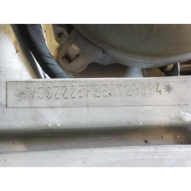 Mécanismes de verrouillage de porte de coffre/hayon électrique Seat Leon ST (5FF) (2013 - 2020) Combi 5-drs 2.0 TDI FR 16V (CRBC)